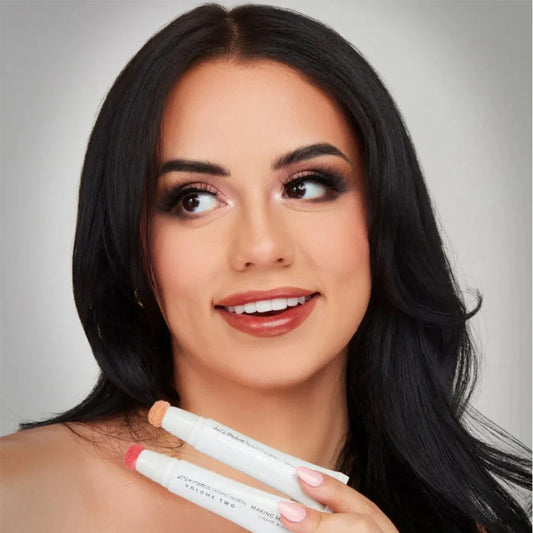 Beauty Creations Rubor e Iluminador Líquido Cheeks On Point Les Do Makeup