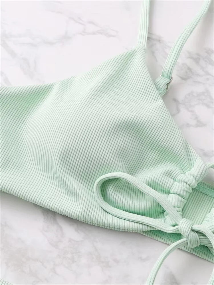 Bikini brasileño liso de cintura baja para mujer, traje de baño Sexy de dos piezas, ropa de playa, 2024