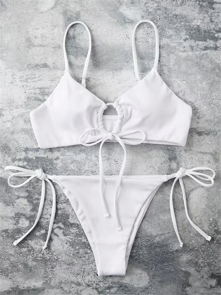 Bikini brasileño liso de cintura baja para mujer, traje de baño Sexy de dos piezas, ropa de playa, 2024
