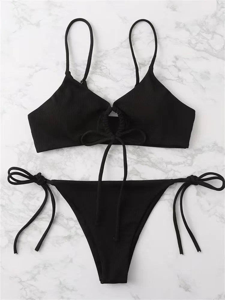 Bikini brasileño liso de cintura baja para mujer, traje de baño Sexy de dos piezas, ropa de playa, 2024