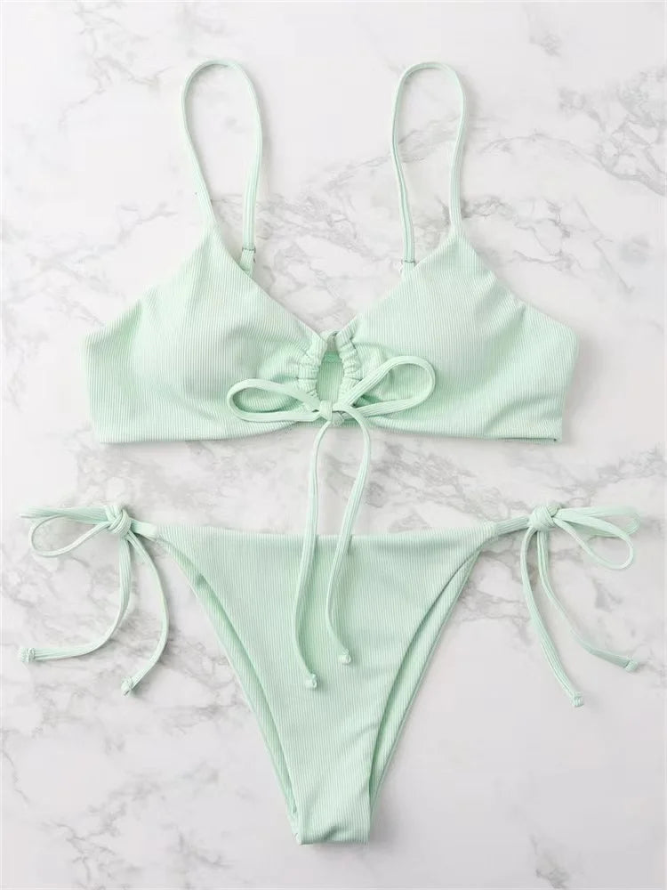 Bikini brasileño liso de cintura baja para mujer, traje de baño Sexy de dos piezas, ropa de playa, 2024